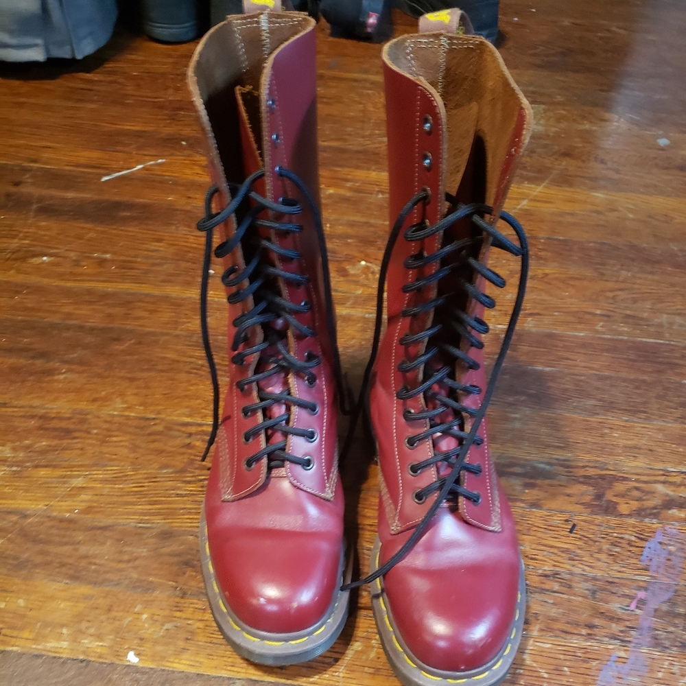 Vintage 14 eye ox blood dr martens